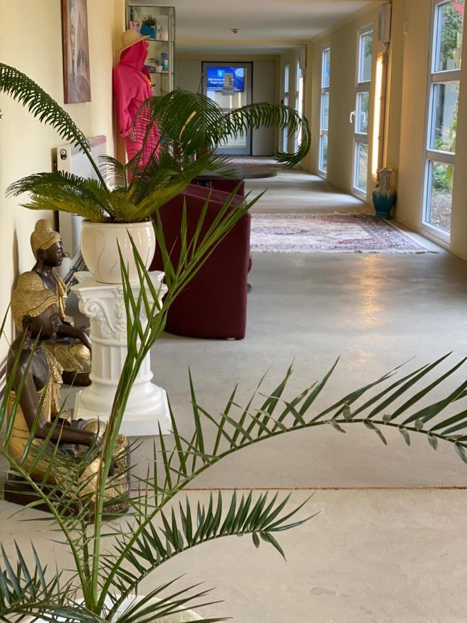 Kurhotel Pyramide Bad Windsheim Esterno foto
